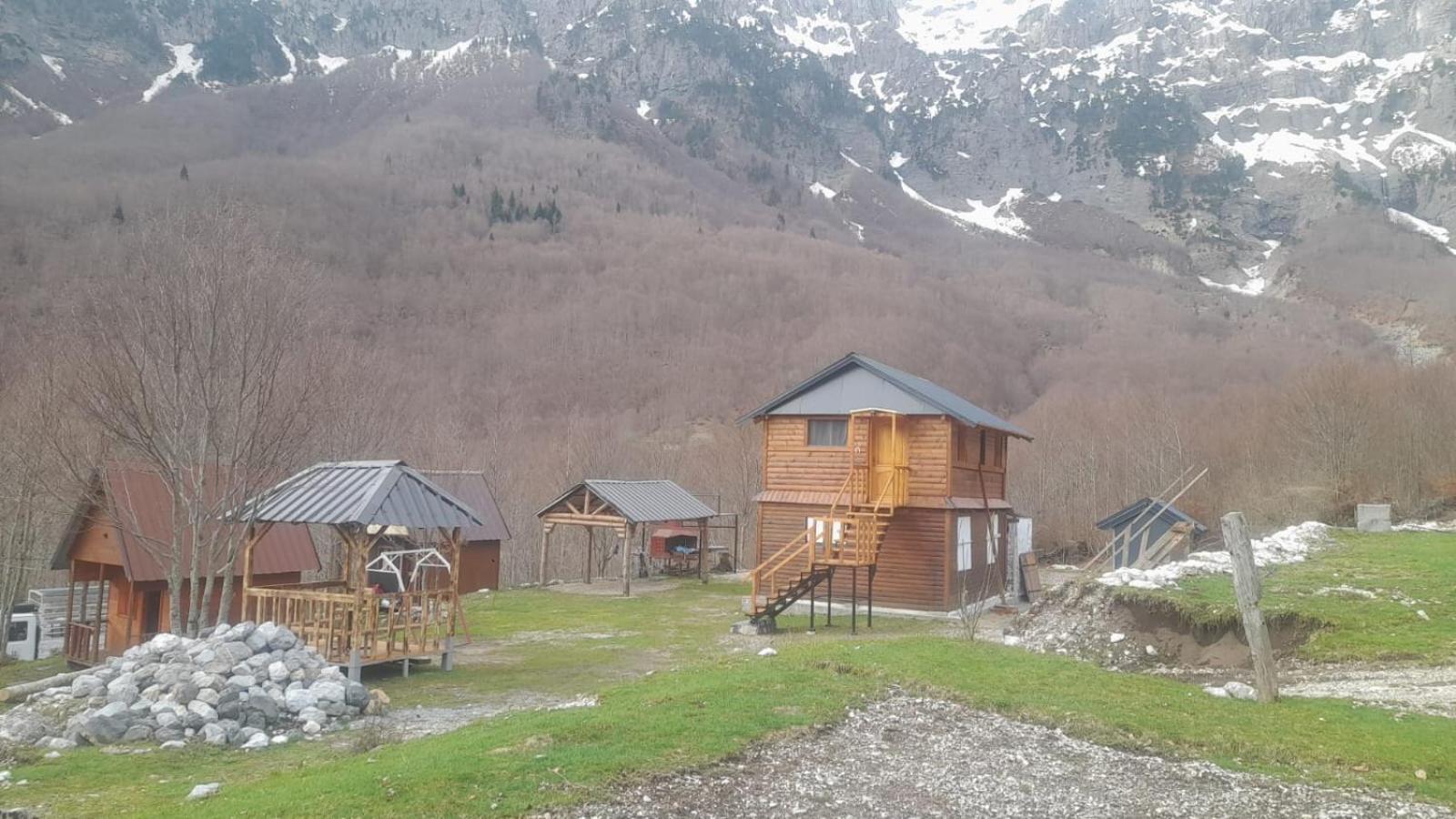 Chalet Bujtina Diti Tropoje